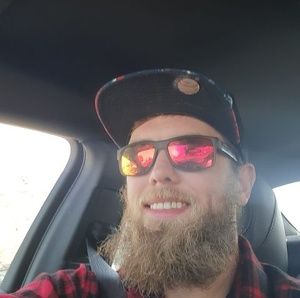 Meet your Posher, Eli